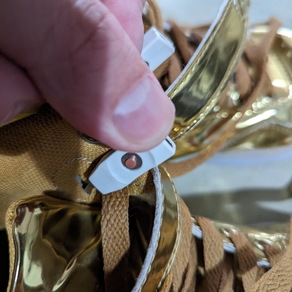 Gold Shoes, Kids, Size 3 - Picture 7 of 7